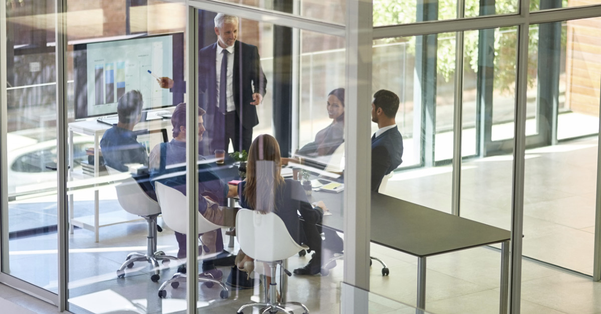 From Conferences to Town Halls: Why Live Polls Are the Future of Feedback